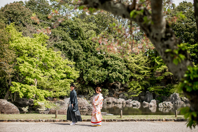 大阪/万博公園 Pre-Wedding Photo Package in Osaka