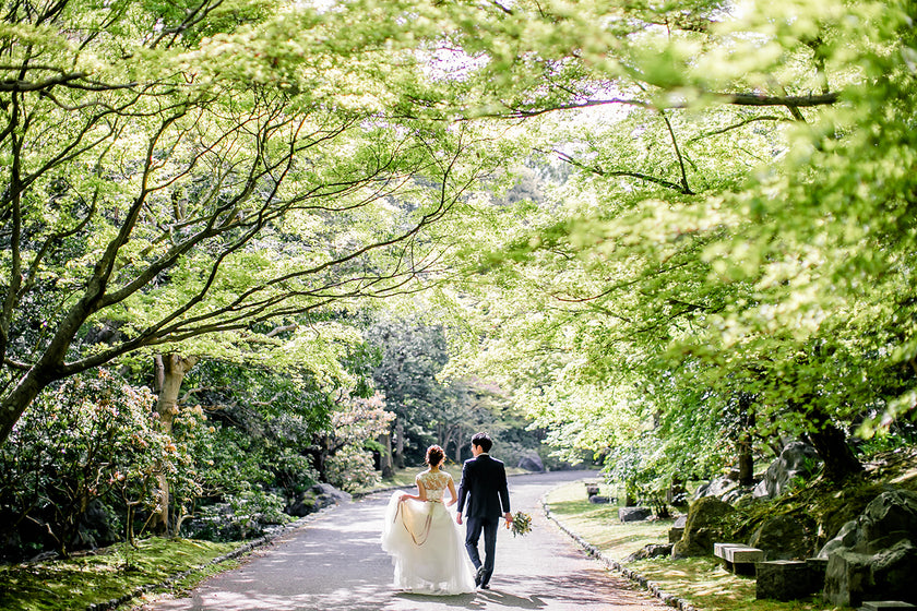 大阪/万博公園 Pre-Wedding Photo Package in Osaka