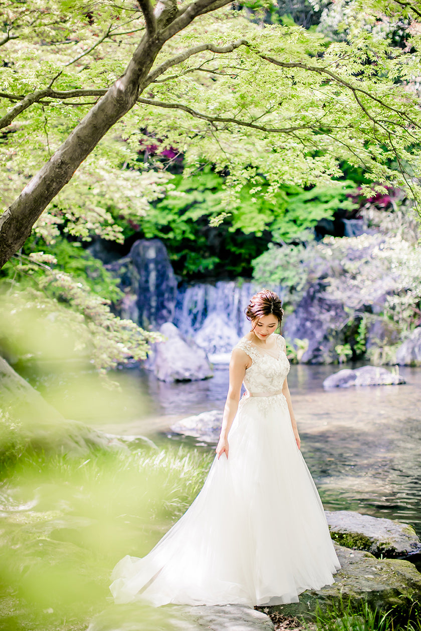 大阪/万博公園 Pre-Wedding Photo Package in Osaka