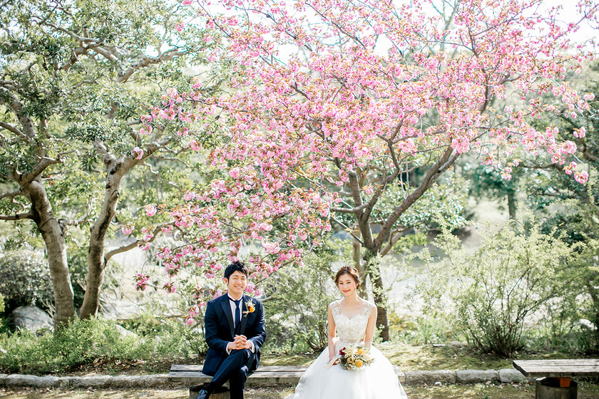 大阪/万博公園 Pre-Wedding Photo Package in Osaka